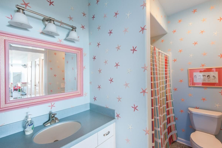 Bathroom 3, White Sands 449, Escambia