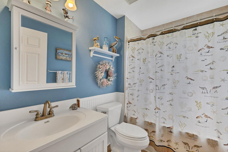 Bathroom 3, Ldc15736, Charlotte