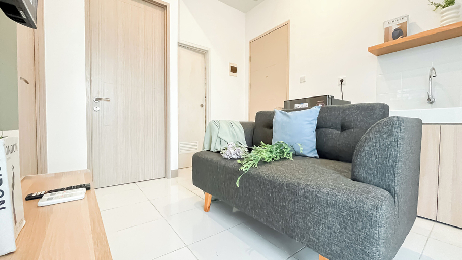Interior 5, Contemporary And Cozy 2Br At Apartment Tokyo Riverside Pik 2, Tangerang