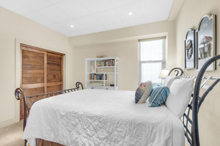 Bedroom 3, Sans Souci Unit 405, Escambia