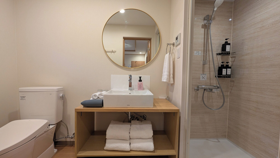 Bathroom 2, Dream Stays SORA, Izumisano