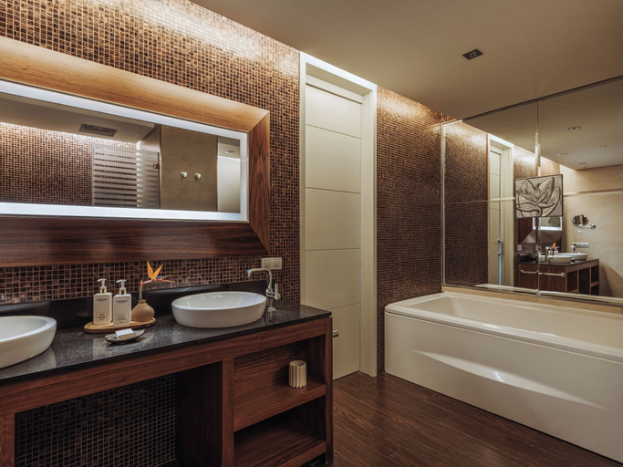 Bathroom 5, Gran Melia Palacio de Isora, Santa Cruz de Tenerife