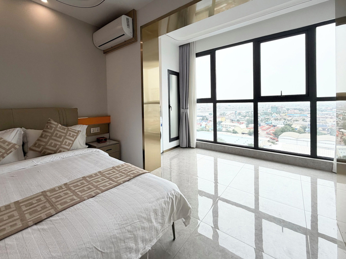 Bedroom 3, Wealth Mansion Suite River View by Soben, Ruessei Kaev