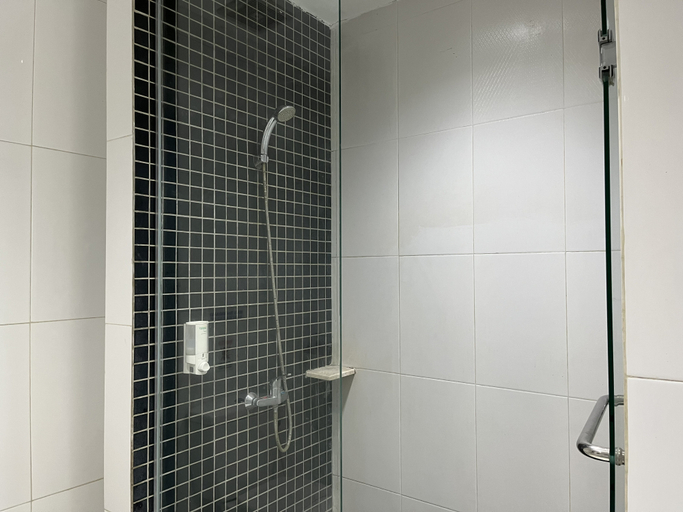 bathroom 41