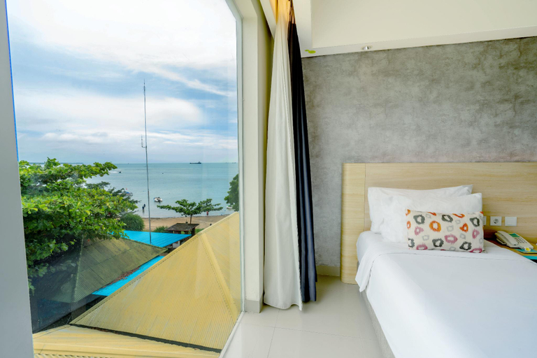 bedroom 18