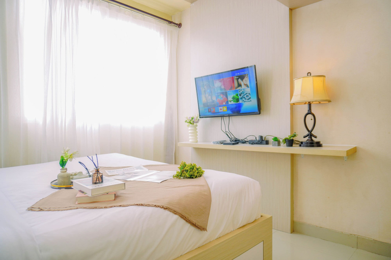 Room 4, Bright 1Br With City View At Oasis Cikarang Apartment, Cikarang