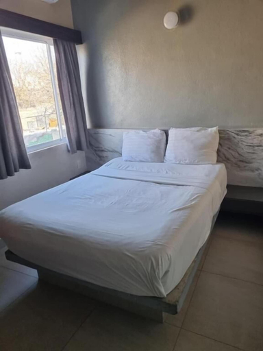 Room 4, Hotel Victoria Monterrey, Monterrey