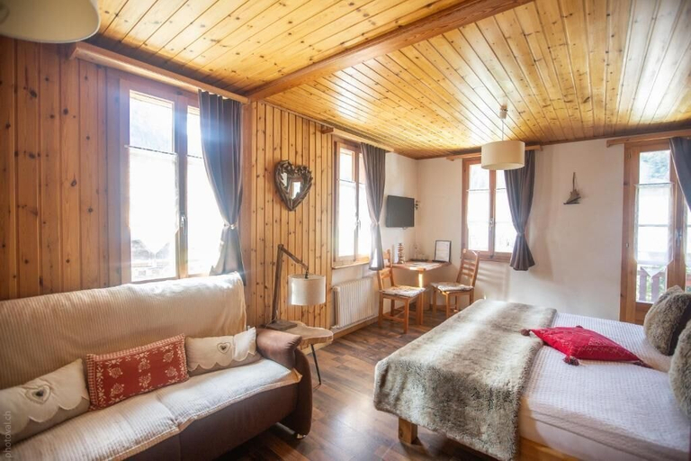 Bedroom 3, Hôtel Dents de Veisivi, Hérens