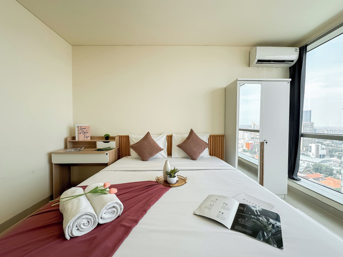 Interior 5, Lovely And Vibrant 2Br Space At Praxis Apartment, Surabaya