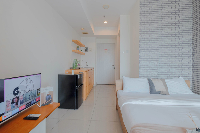Room 3, Studio Near Gunadarma University Bekasi At Grand Kamala Lagoon Apartment, Bekasi