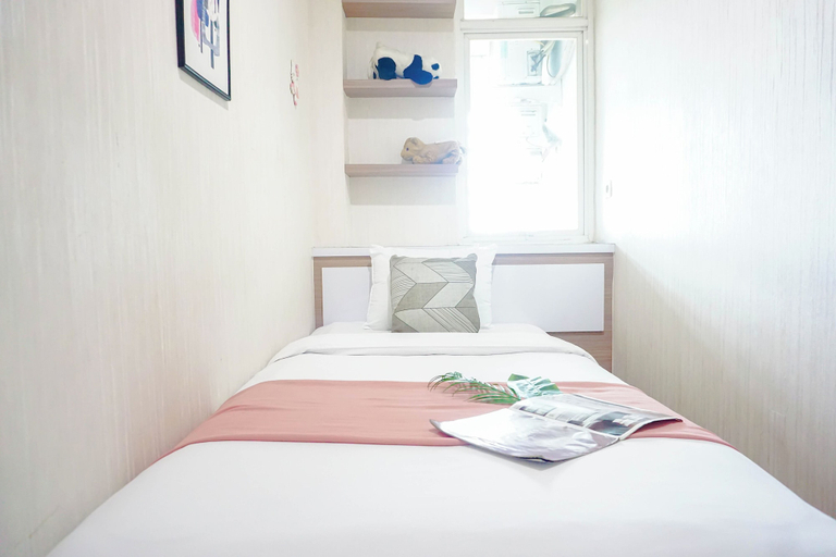 Room 2, Pleasant And Relaxing 2Br Apartment Grand Kamala Lagoon, Bekasi