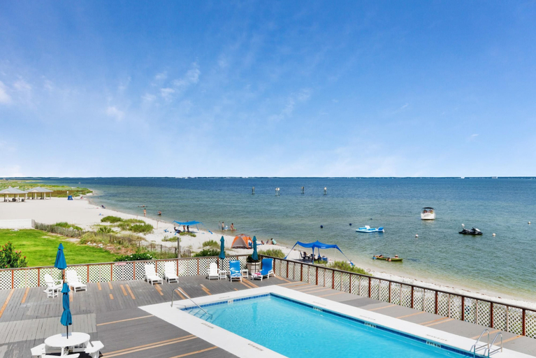Sport & Beauty 5, Palm Beach Club 2-219, Escambia