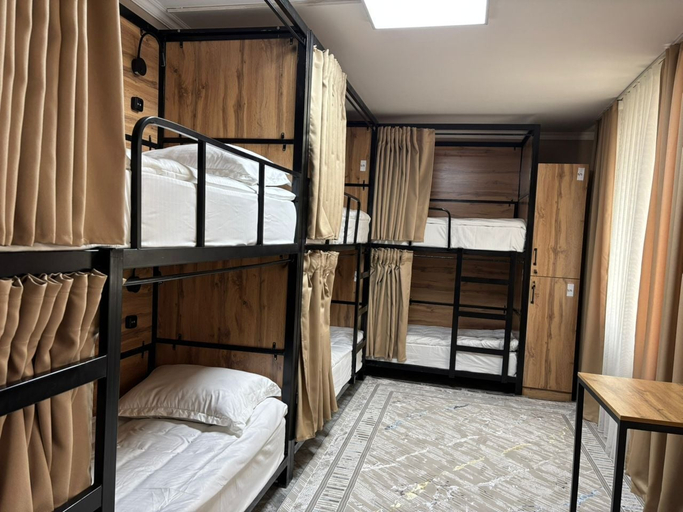 Room 4, Halo.Hostel, Bishkek