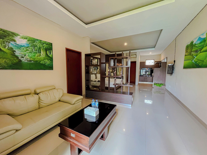 Living area 2, Comfortable And Pleasant Studio At Villa Casa De Uli, Badung