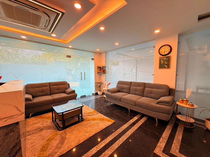Public Area 2, Expo Residency Inn, Gautam Buddha Nagar