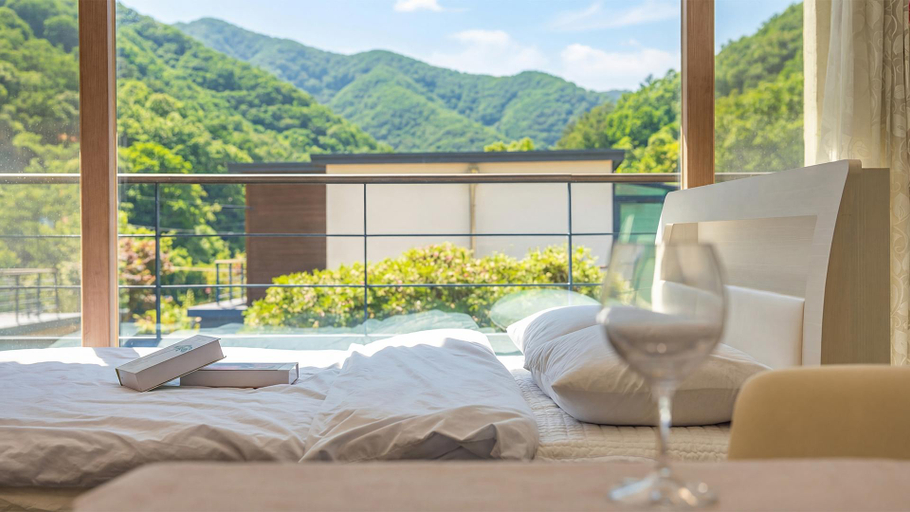Others 2, Hongcheon noilgangmaeul Pension, Hongcheon