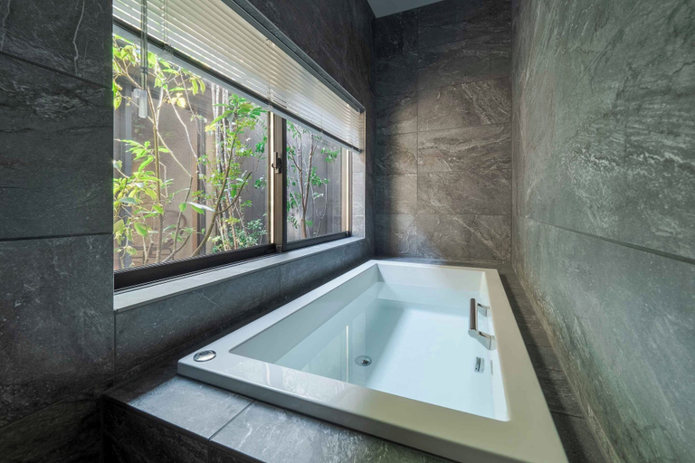 Bathroom 4, Yumeha Machiya House, Kyoto