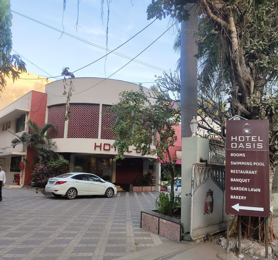 Exterior & Views 2, HOTEL OASIS SURAT PVT. LTD., Surat