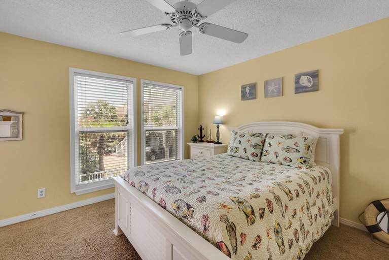 Bedroom 3, Labahia 128, Escambia