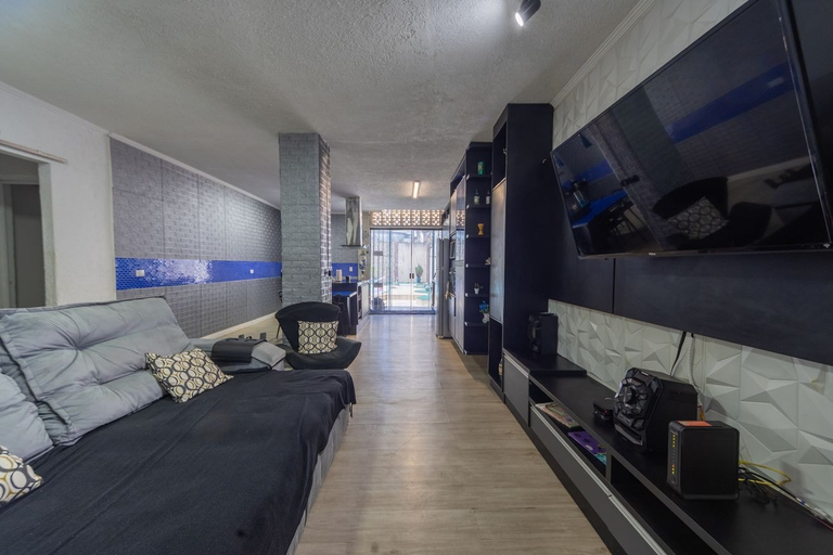 Room 5, Casa com Piscina a 600m da Praia da Guilhermina, São Vicente