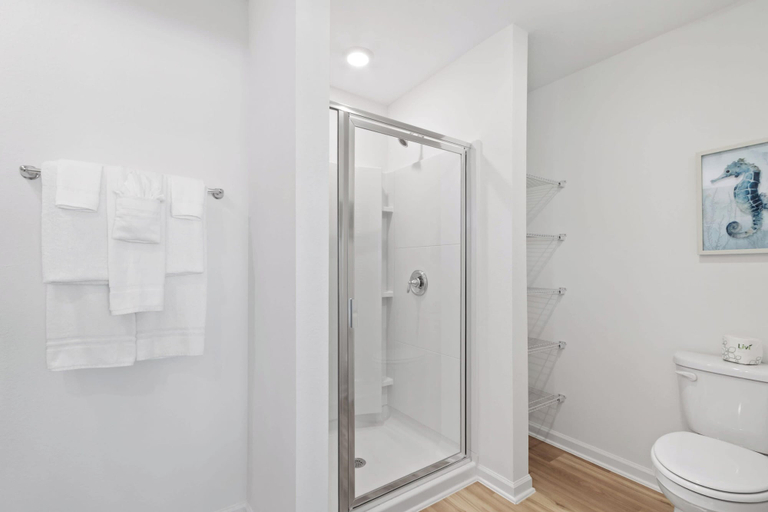 Room 2, Dual Townhome Sleeps 14 Beach Fun Dining, Baldwin