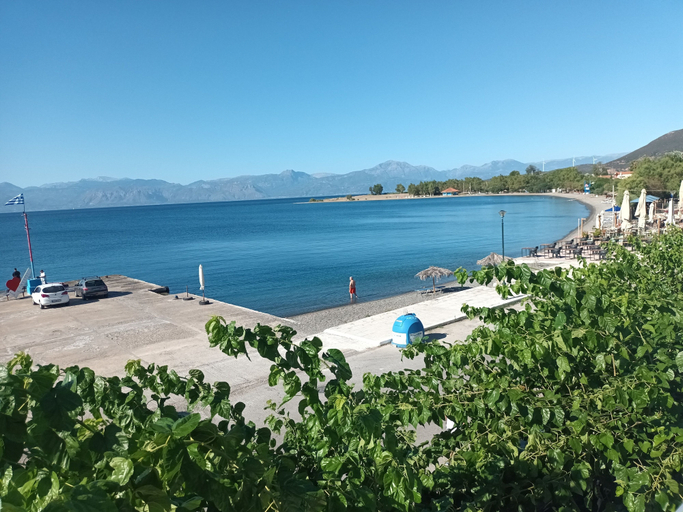 Beach 3, Rooms Romeos, Central Greece