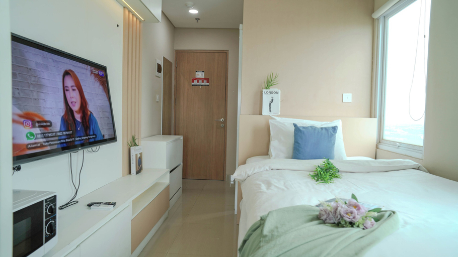 Interior 2, Compact And Cozy Studio At B Residence, Tangerang