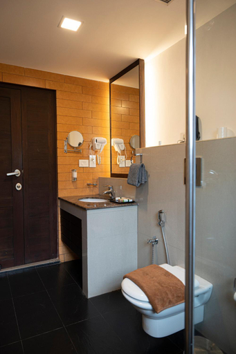 Bathroom 3, Hotel Copper Folia, Kozhikode