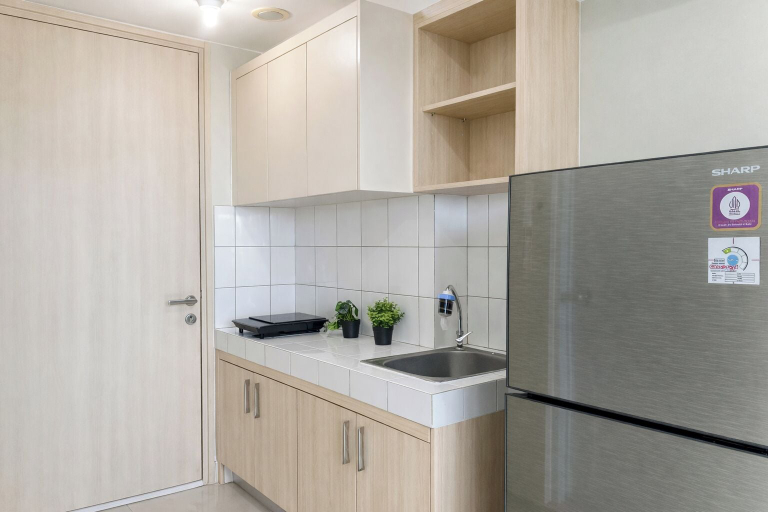 Interior 2, Studio Apartment Near Binus University At Springlake Summarecon Bekasi, Bekasi
