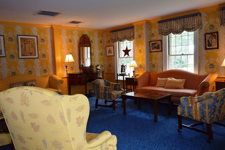 Public Area 3, Deerfield Inn, Franklin