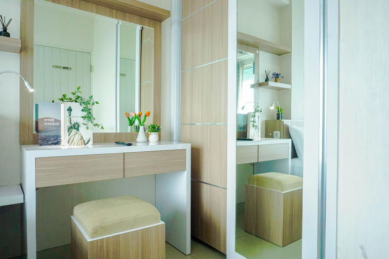 Room 3, Pleasant And Relaxing 2Br Apartment Grand Kamala Lagoon, Bekasi