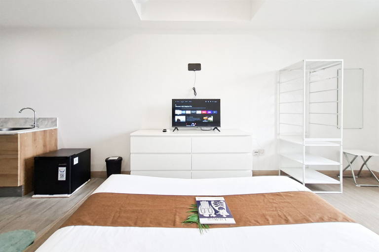 Room 5, Homelike And Relaxing Studio Apartment Collins Boulevard, Tangerang