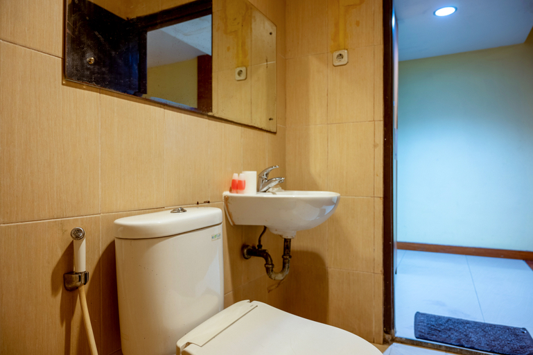 Bathroom 4, Tripletree Stefani Hotel, Pekanbaru