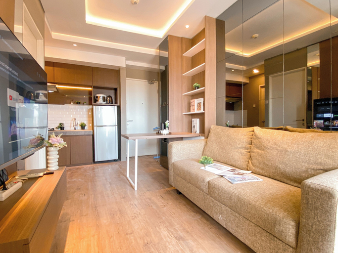 Living room 5, Contemporary Comfort 2Br Apartment Pakubuwono Terrace, Jakarta Utara