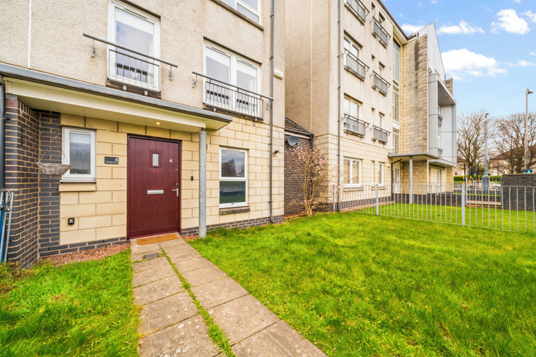 Exterior & Views 2, Modern 5 Bed Townhouse with Free Parking, Glasgow