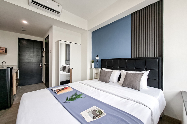 Room 4, Blue Studio At Apartment Collins Boulevard, Tangerang