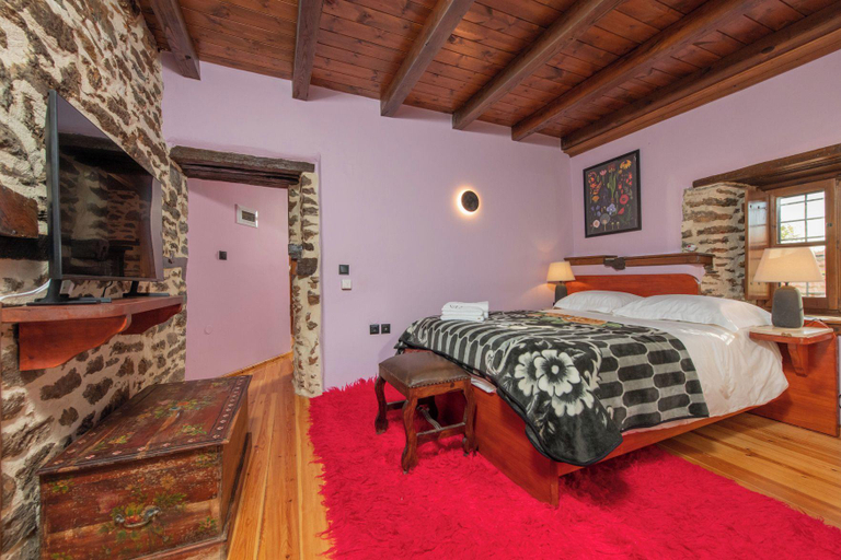 Bedroom 2, Archontiko 1716, Thessaly