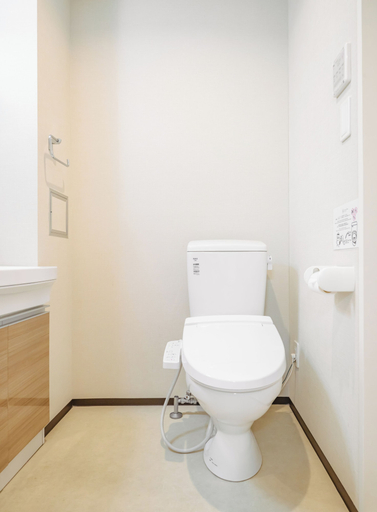Bathroom 2, SR Namba -Sanctuary Residence, Osaka
