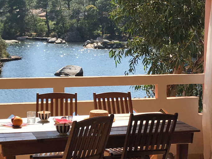 Food & Drinks, Cala di Sole, Corse-du-Sud