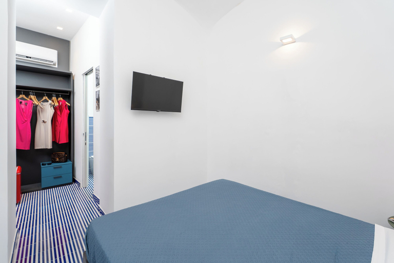 Room 5, Domus Pio XI, Napoli