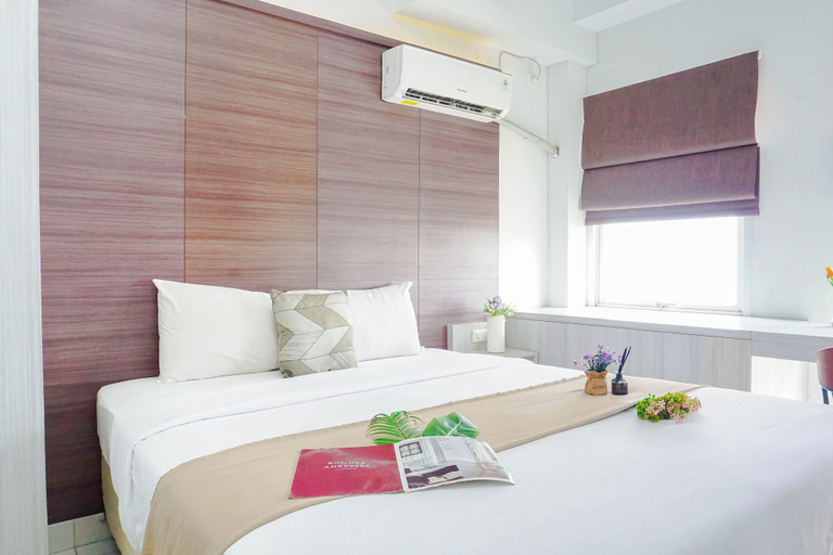 Room 5, Comfy And Compact Studio At Patraland Urbano Apartment, Bekasi
