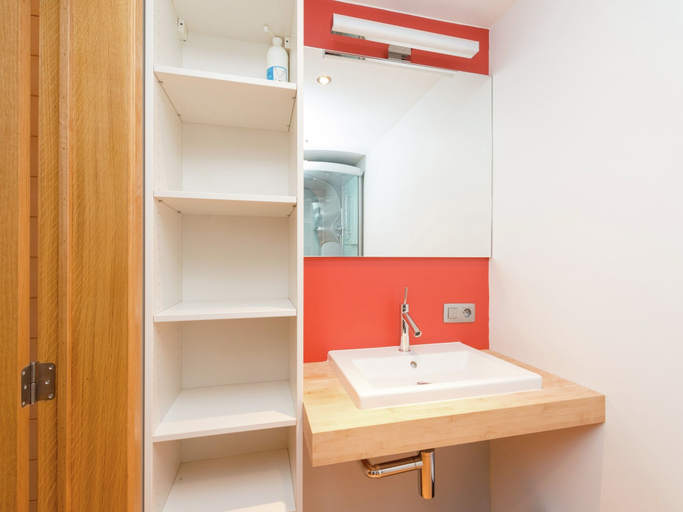 Bathroom 3, La Dolina: Eco-chic Stay, Luxembourg