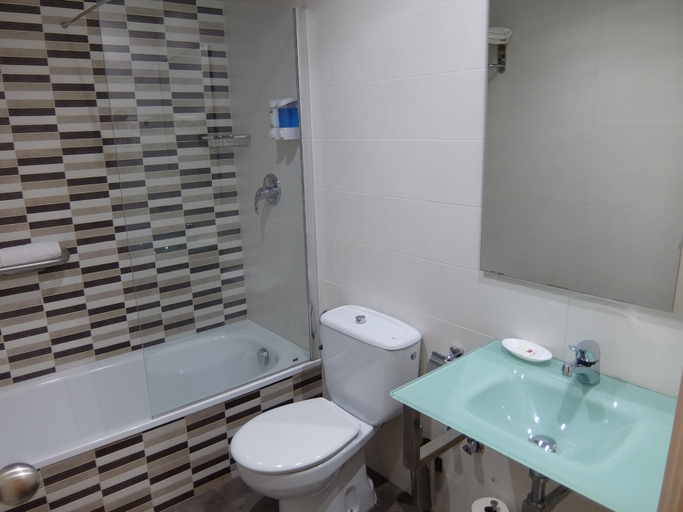Bathroom 5, HOTEL MEDICIS, Barcelona