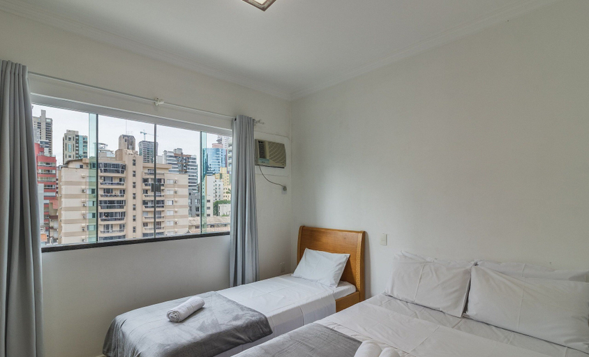 Room 3, Apt w/ BBQ 350m From the Beach Apv0202, Itapema