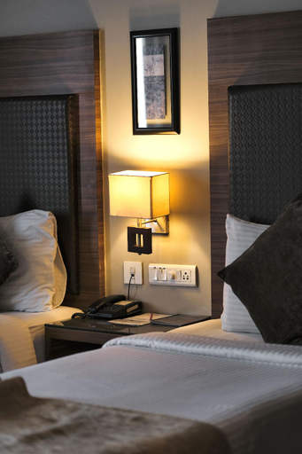 Bedroom 3, Peerless Hotel Durgapur, Barddhaman