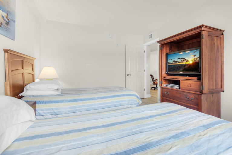 Bedroom 3, Regency Towers 405 West, Escambia