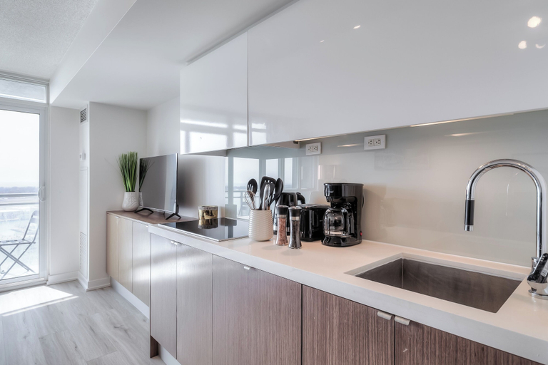 Private kitchen 4, MA Downtown Toronto Residences, Toronto