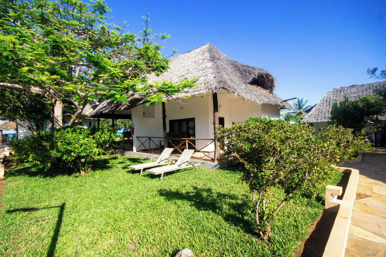 Exterior & Views 2, Reef & Beach Resort, Kusini