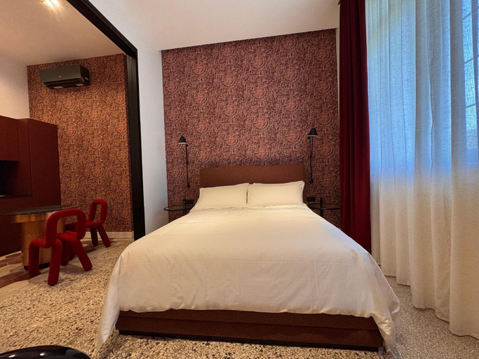 Bedroom 2, Palazzo Sebeto, Napoli