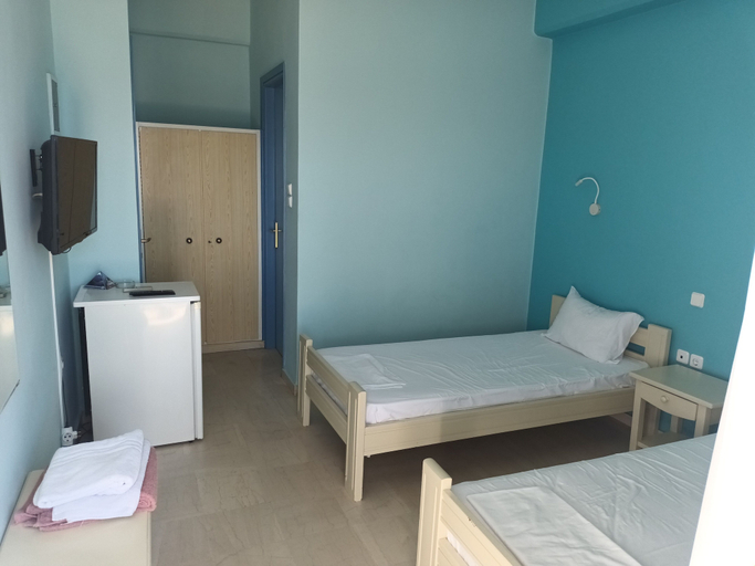 Room, Rooms Romeos, Central Greece